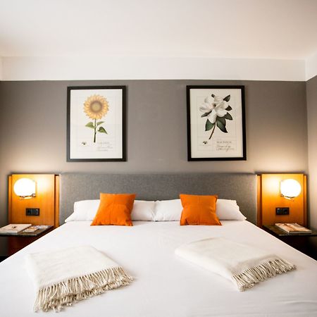 Hotel Malcom And Barret Valenza Esterno foto