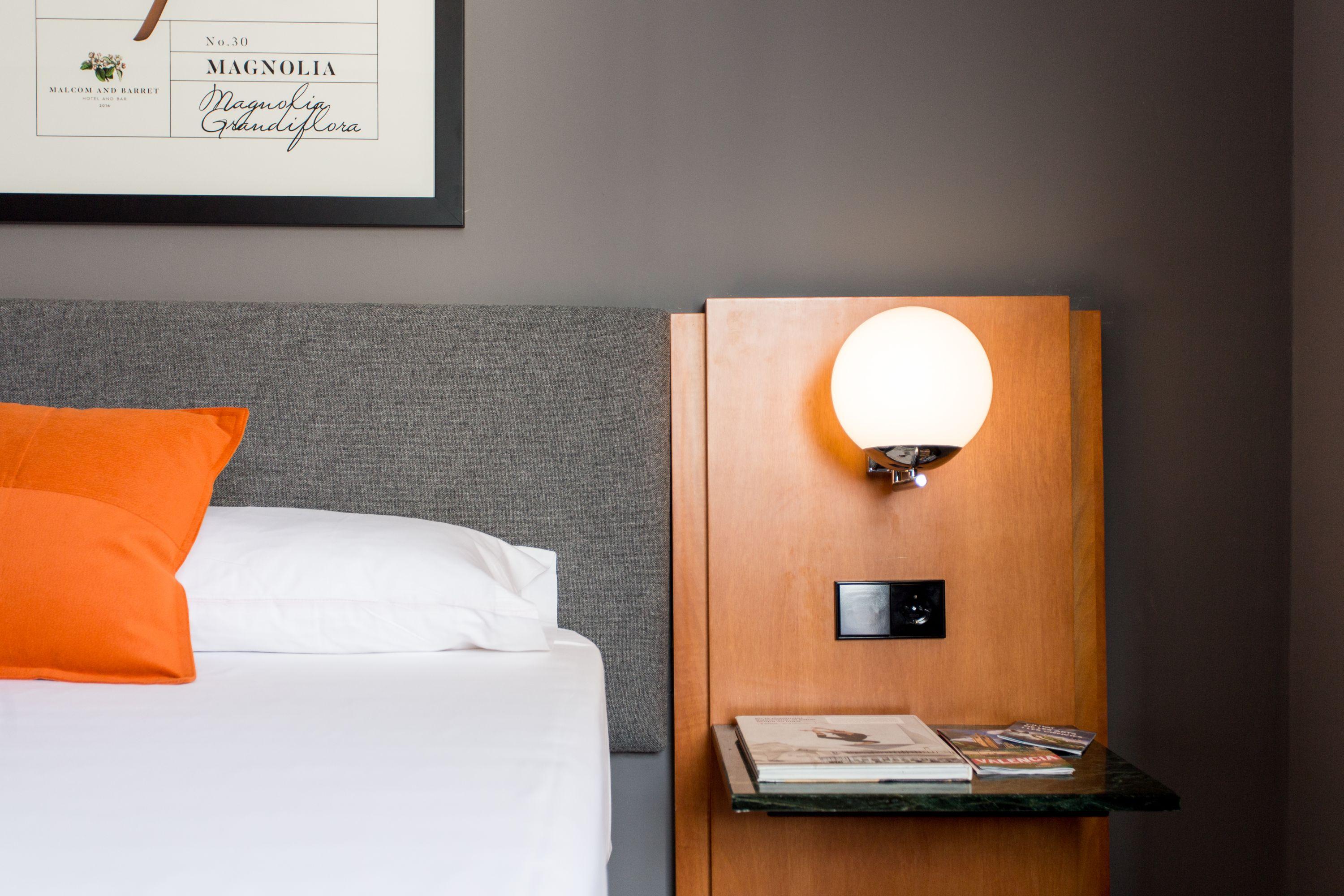 Hotel Malcom And Barret Valenza Esterno foto
