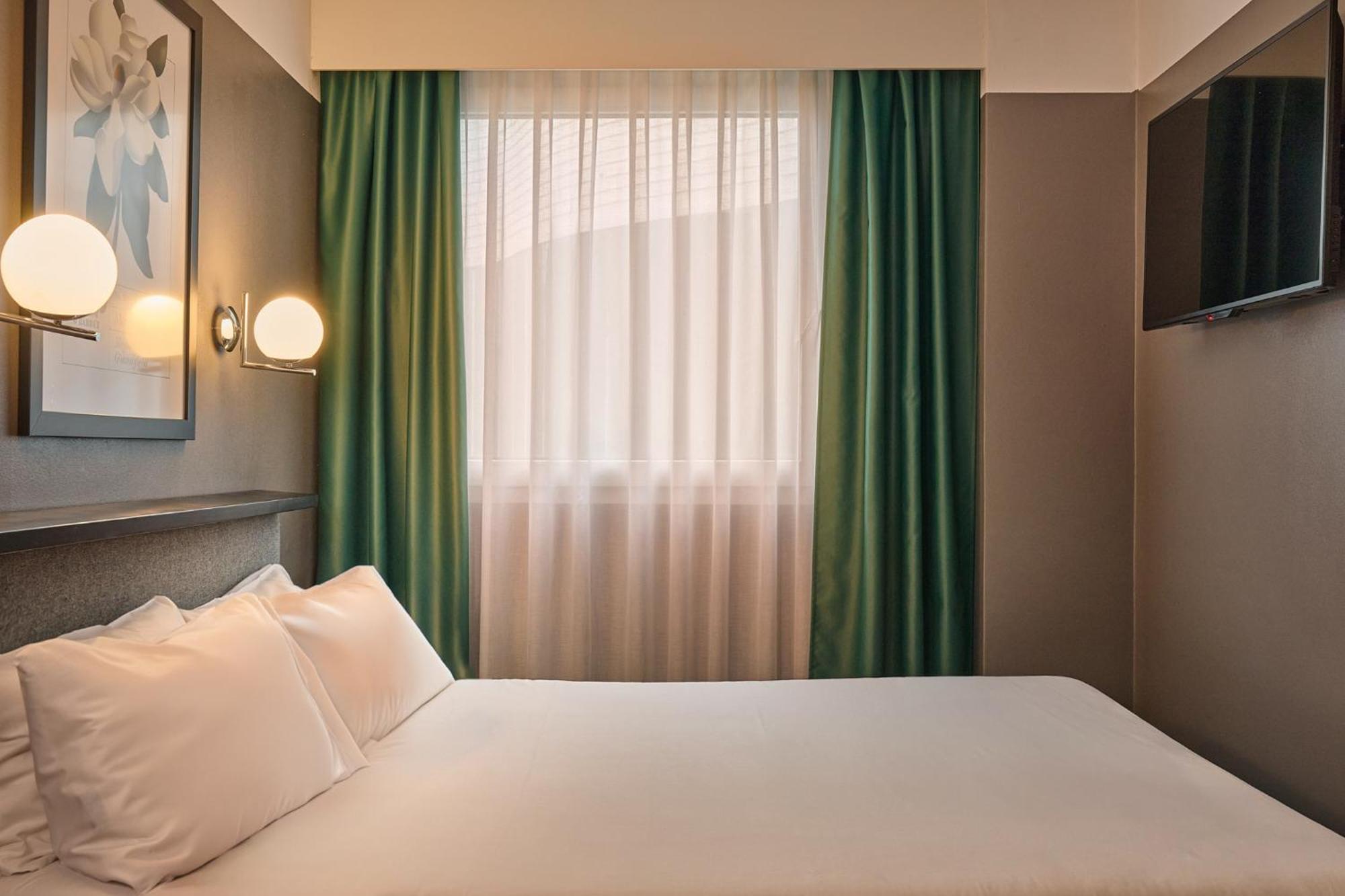 Hotel Malcom And Barret Valenza Esterno foto