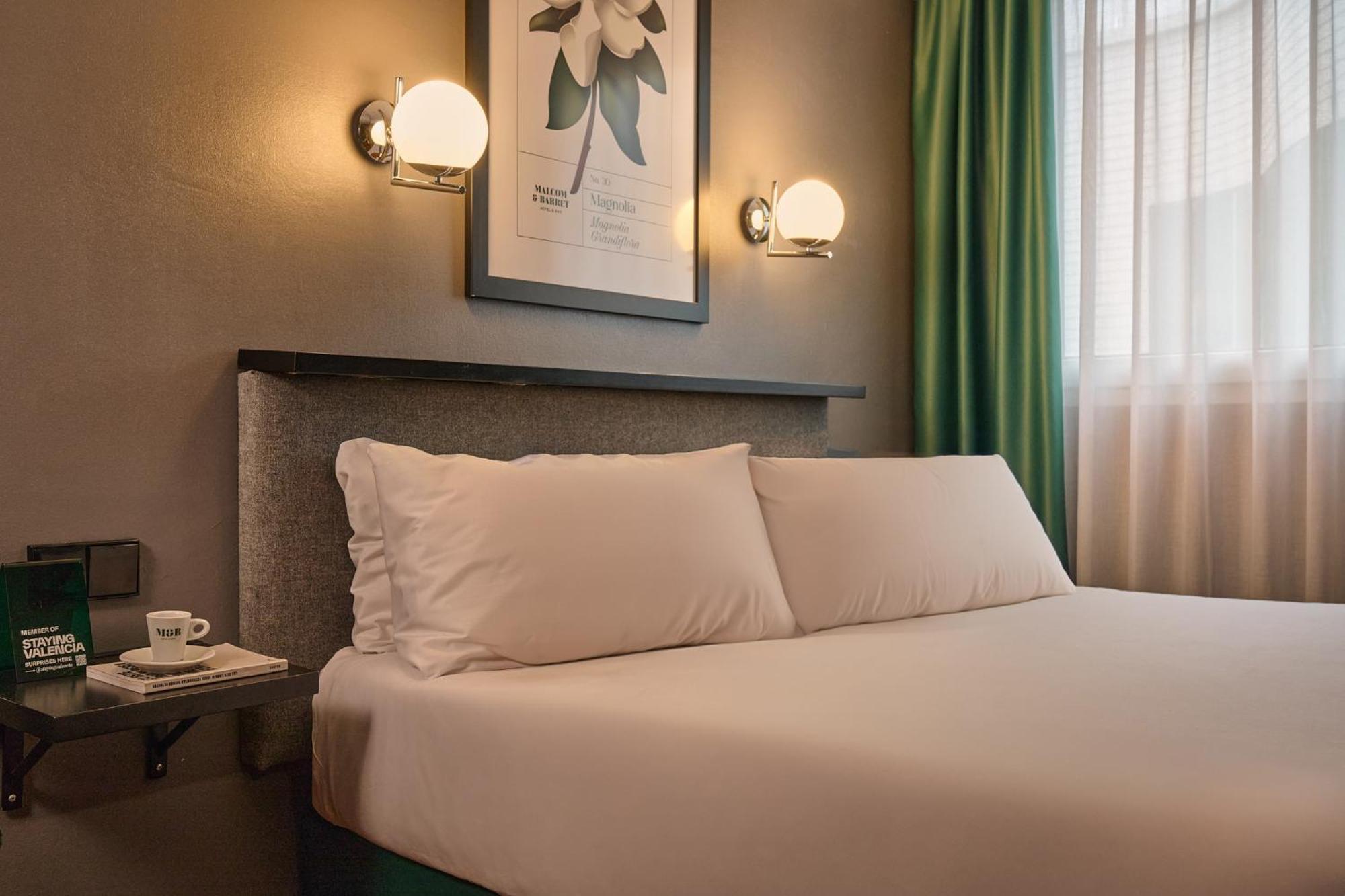 Hotel Malcom And Barret Valenza Esterno foto