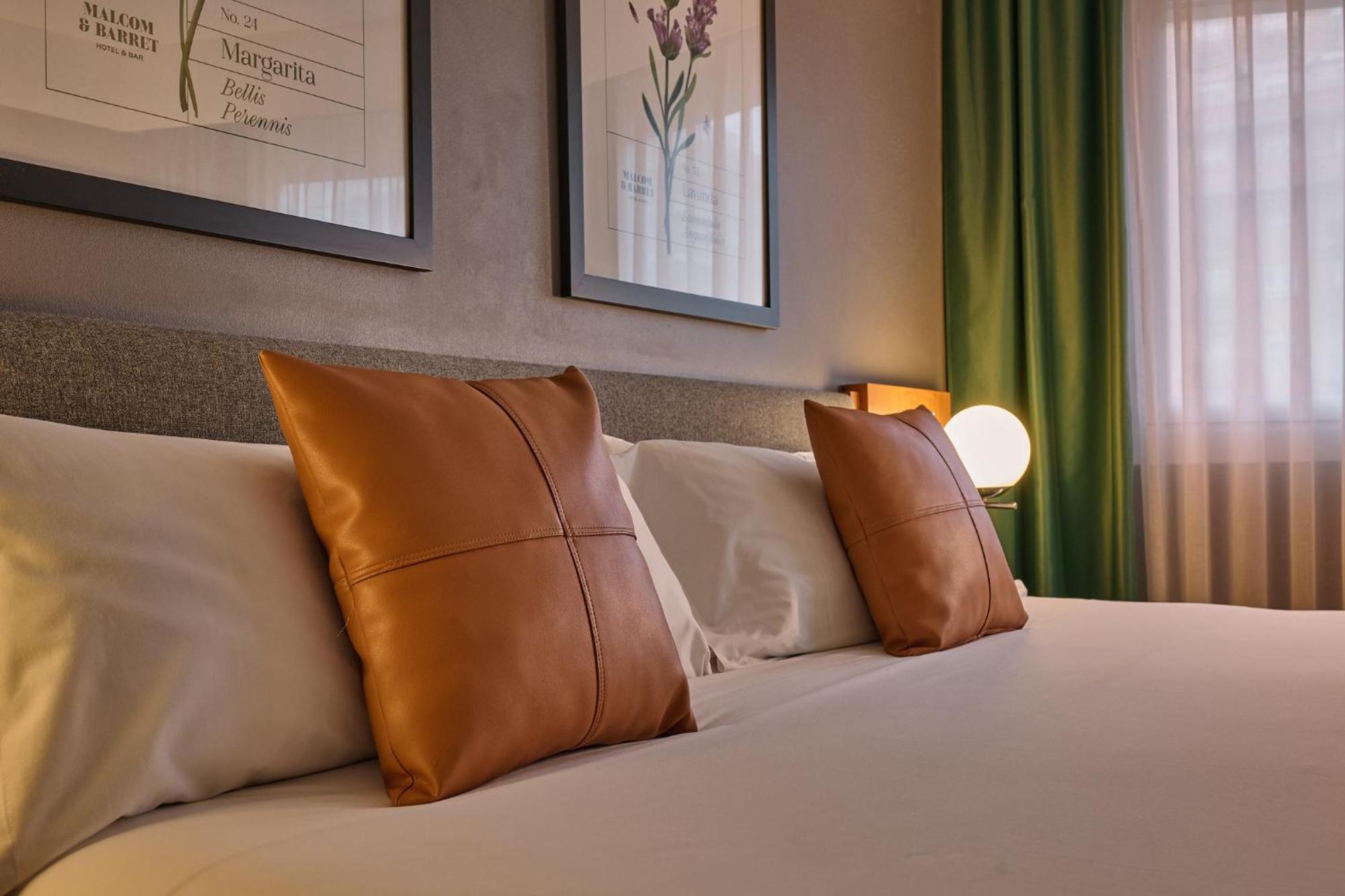 Hotel Malcom And Barret Valenza Esterno foto